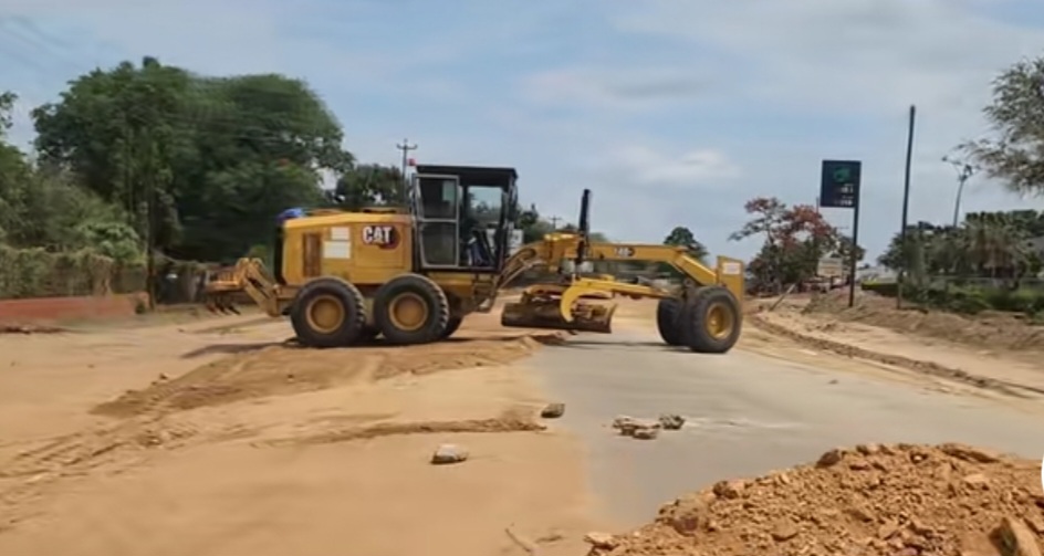 Community mobilization spurs action on Inyathi Road rehabilitation in Chiredzi screenshot 20251105 155617 tiktok